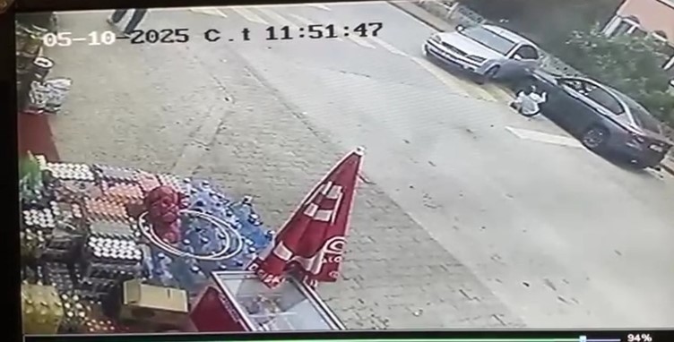 kazada aracin altinda kalmaktan son anda kurtuldu XhpLMIik