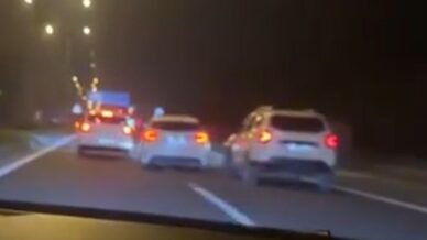 makas atarak trafigi tehlikeye dusurdu 9 bin lira ceza yedi VBMi2udu