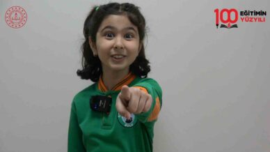 minik yureklerden anneler gunune renkli kutlama GYtqifwy