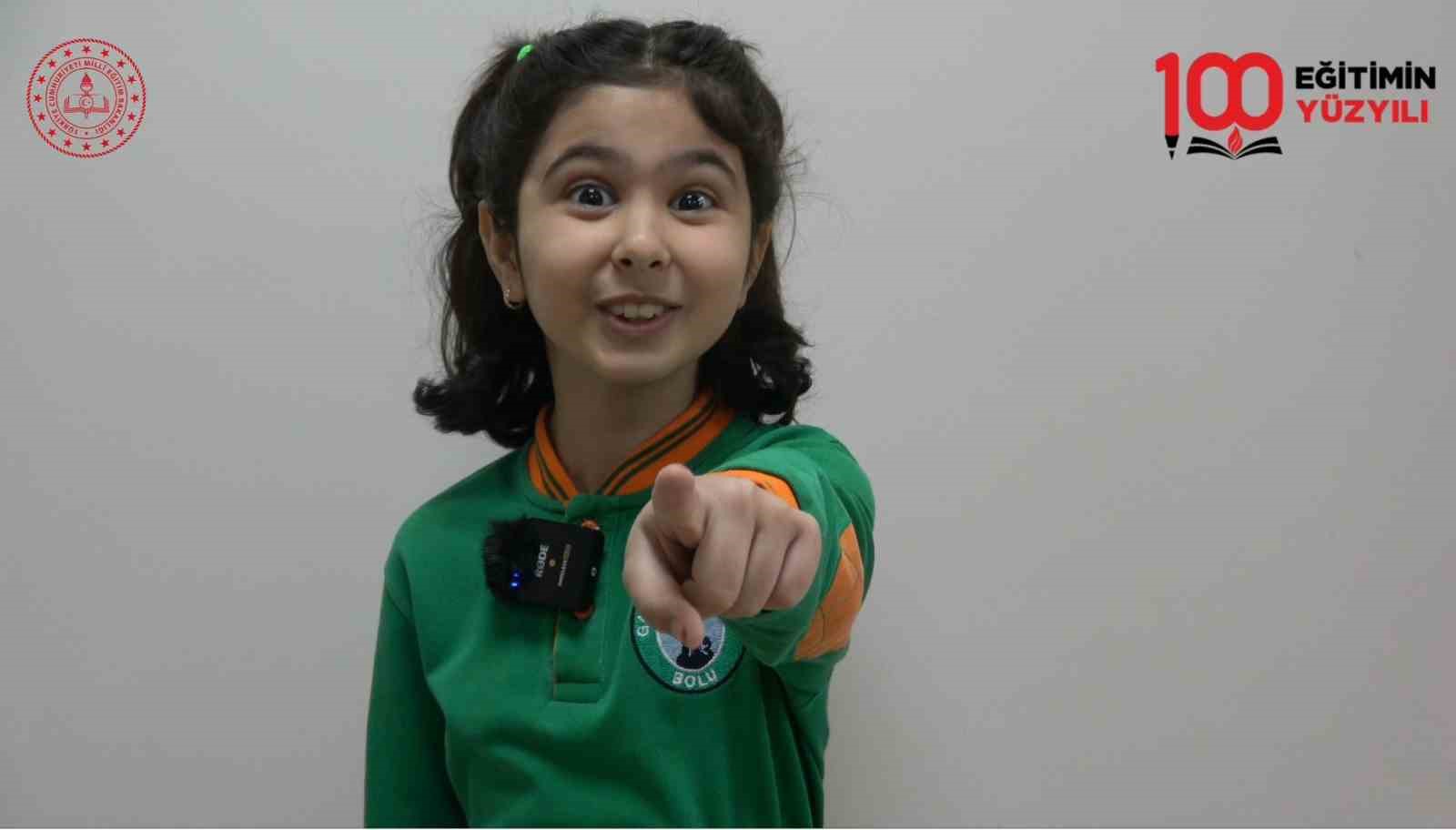 minik yureklerden anneler gunune renkli kutlama GYtqifwy