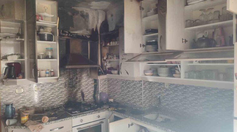 mutfakta cikan yangin evi kule ceviriyordu 1d3Ic9Di