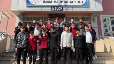ogrenciler adim adim hedefe 6AVy99PV