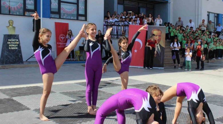 ogrenciler saglik elcisi oldu yAv2dH6S