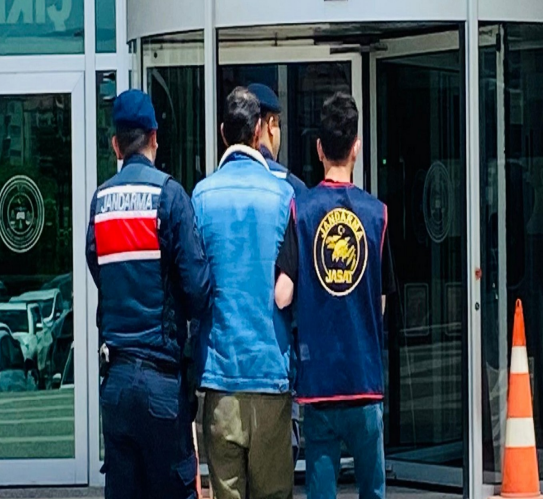 ormanlik alanda saklanan cinsel istismar suclusu jasat tarafindan yakalandi S2I8aifG