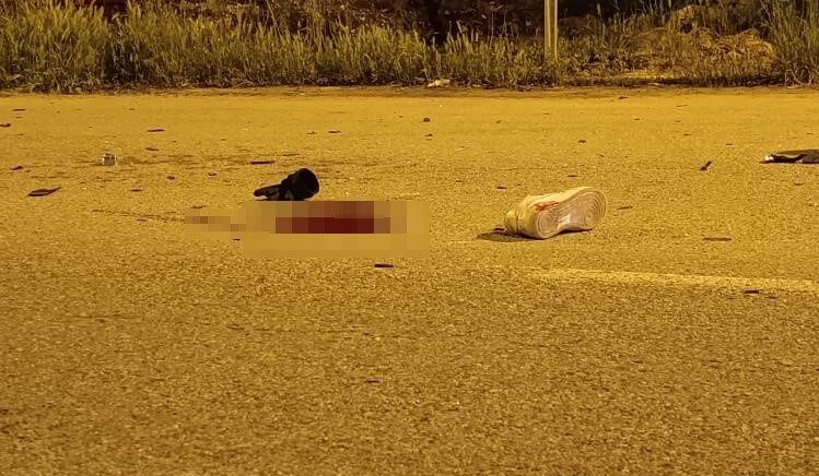 otomobille kafa kafaya carpisan motosiklet surucusu hayatini kaybetti ES6CYSG1