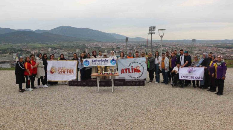 ozel cocuk anneleri bocce sahasinda bulustu Rpdh3ewf