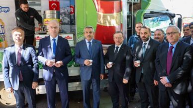 rize valisi ihsan selim baydas yagmur ve cay rize icin allahin buyuk bir nimeti HJK3Oi56
