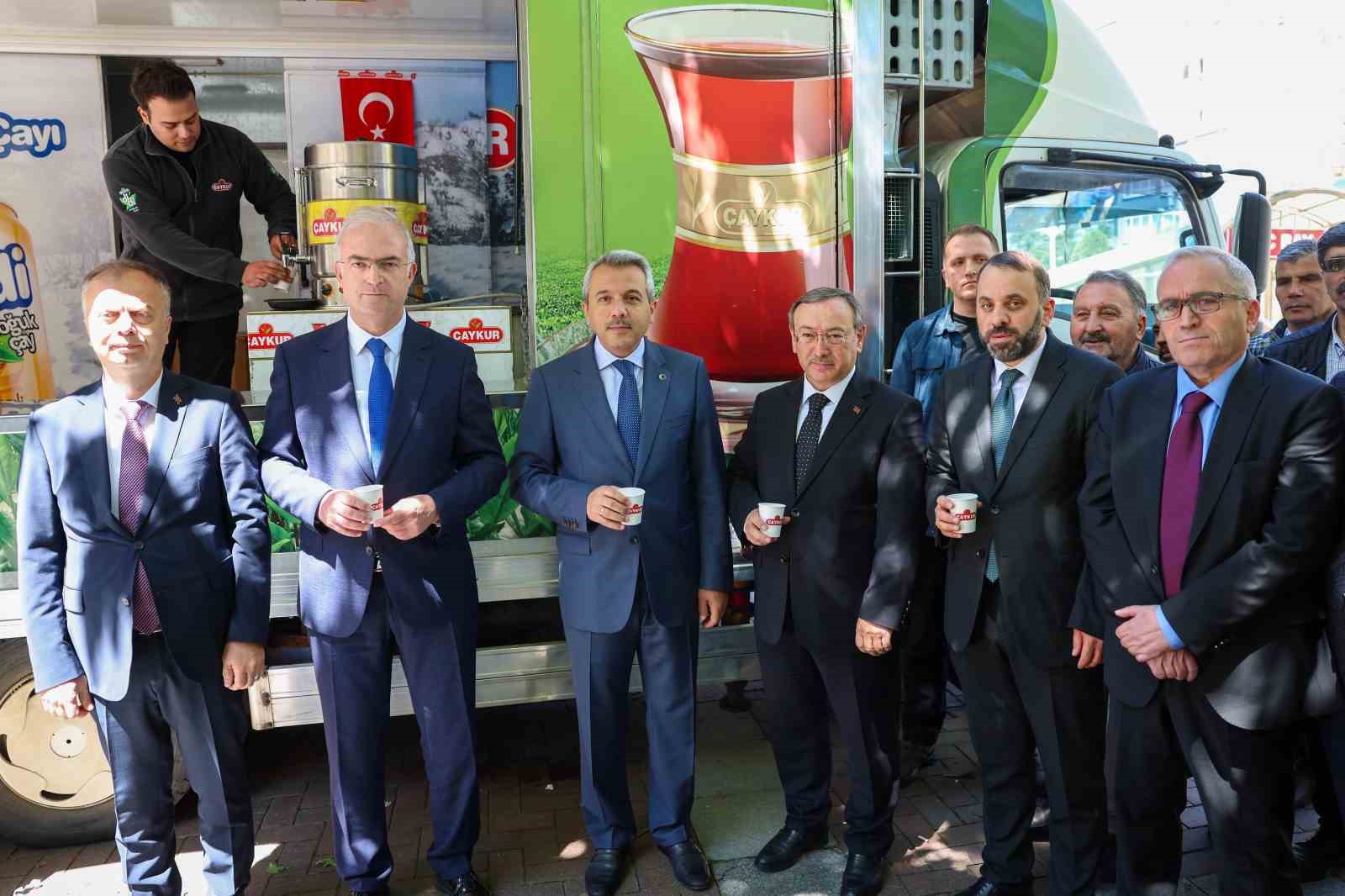 rize valisi ihsan selim baydas yagmur ve cay rize icin allahin buyuk bir nimeti HJK3Oi56