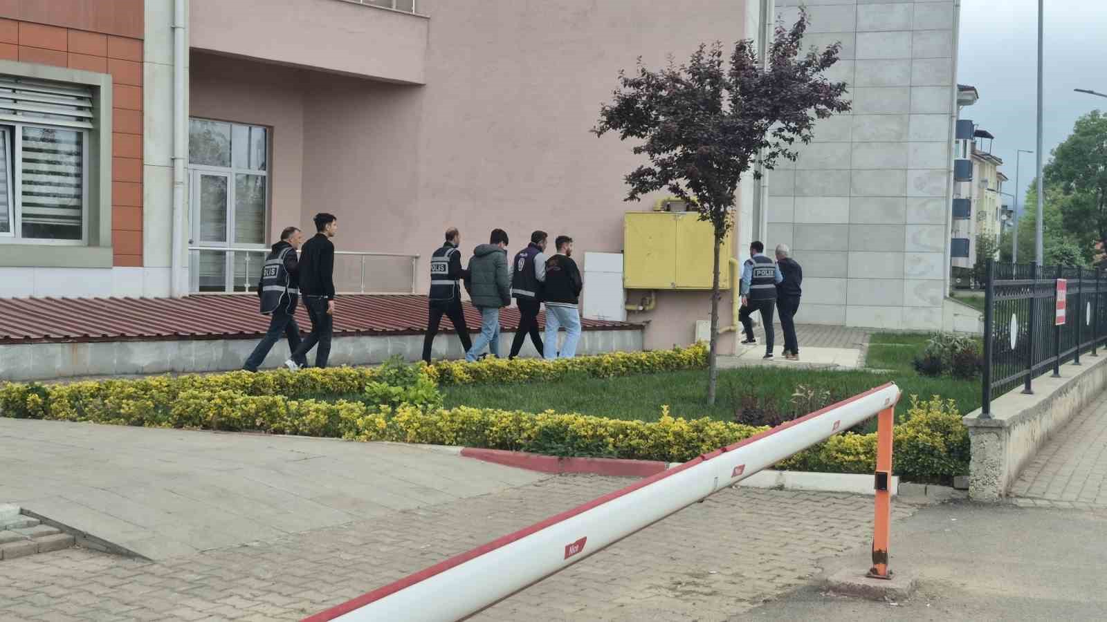 sahte polis vurgununda 5 tutuklama Cy7ysFfb
