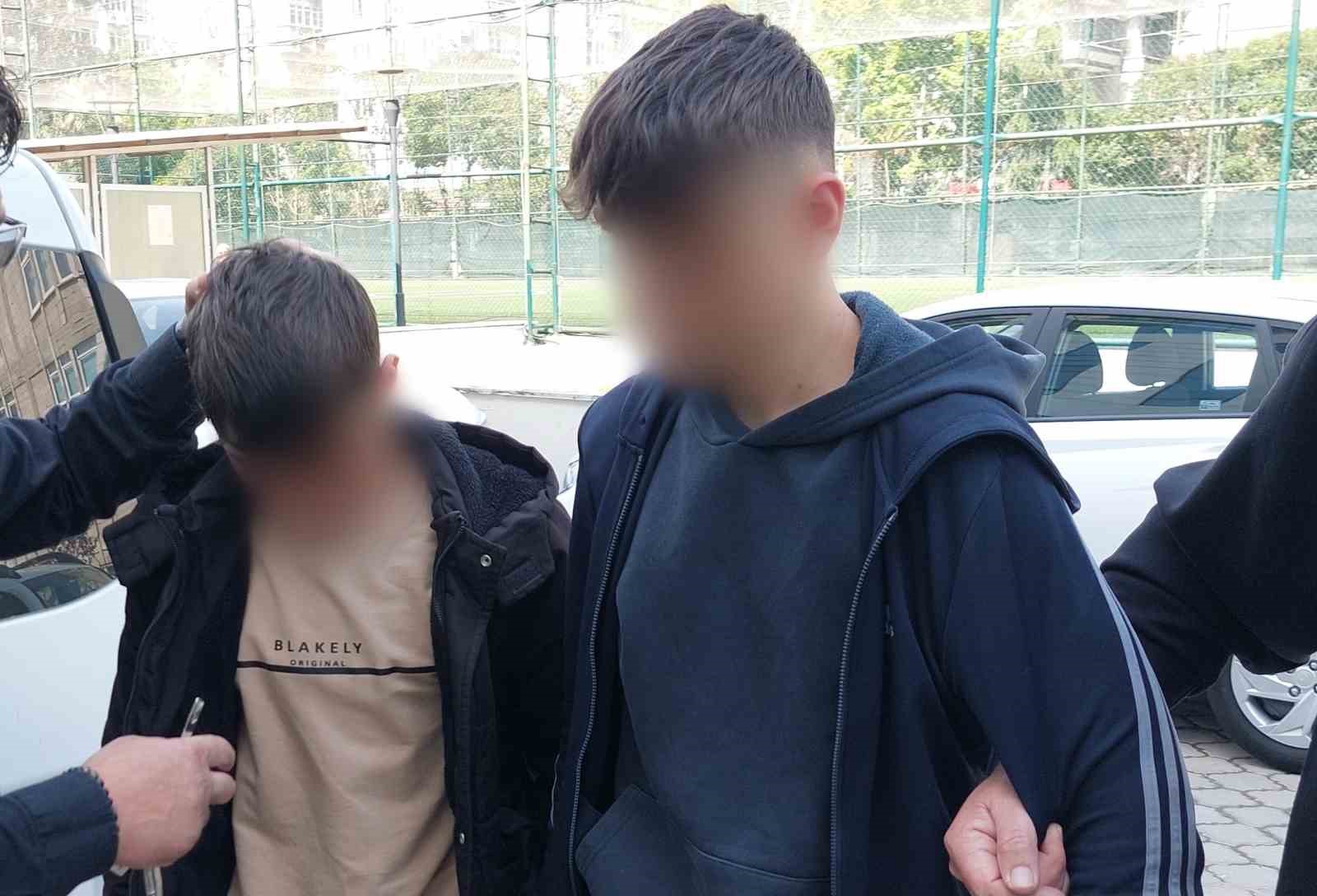 samsunda tufekle ev kursunlayan 2 cocuk yakalandi FDlPh8EN