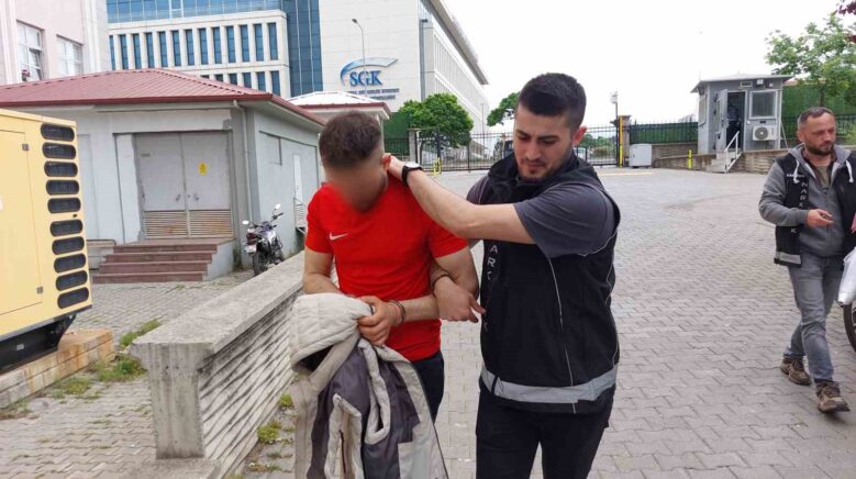 samsunda uyusturucu tacirlerine safak operasyonu 21 gozalti UNl7p659