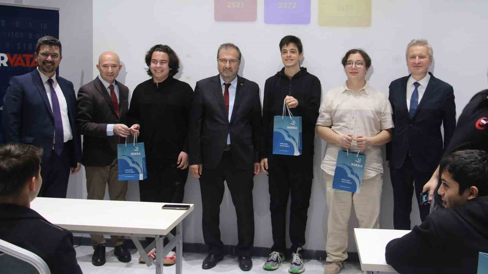 siber vatan etkinliklerinde genc yeteneklere oduller verildi 1IcS7gEs