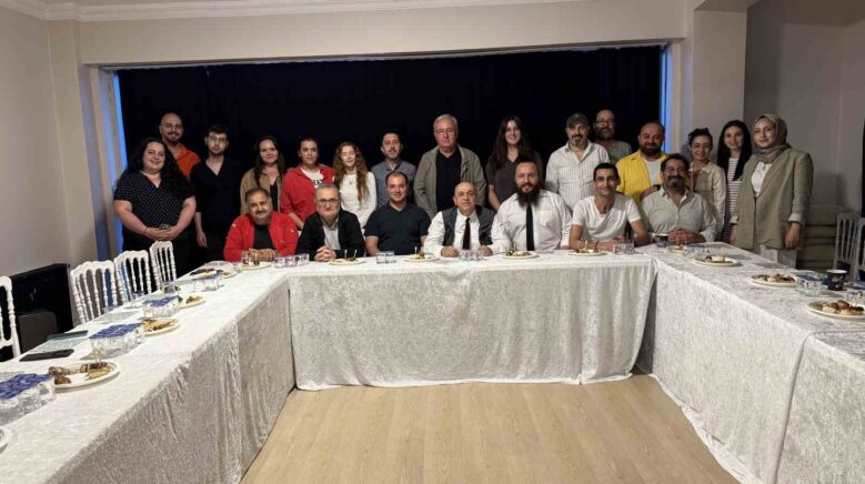 tiyatrocular duzcede guclerini birlestirdi SOlg7SlV