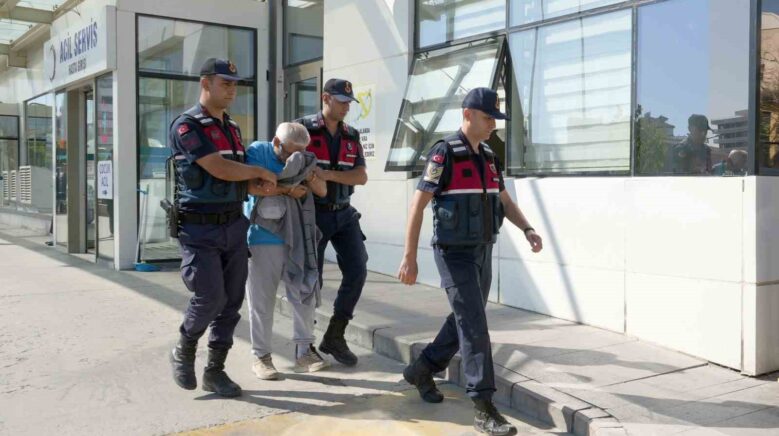 uyusturucu bagimlisi oglunu bicaklayarak olduren baba 15 yil hapis cezasina carptirildi ZztatWvc