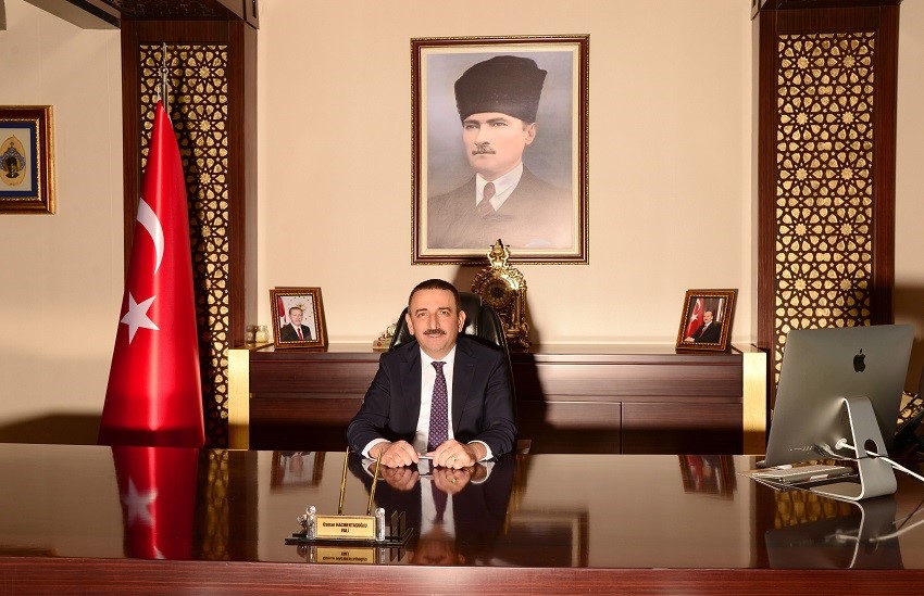 vali hacibektasoglundan anneler gunu mesaji anne sevgisi toplumsal yapinin ruhunu besleyen essiz bir degerdir
