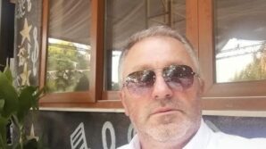 yoldan cikan taksici hayatini kaybetti Wi34apX2