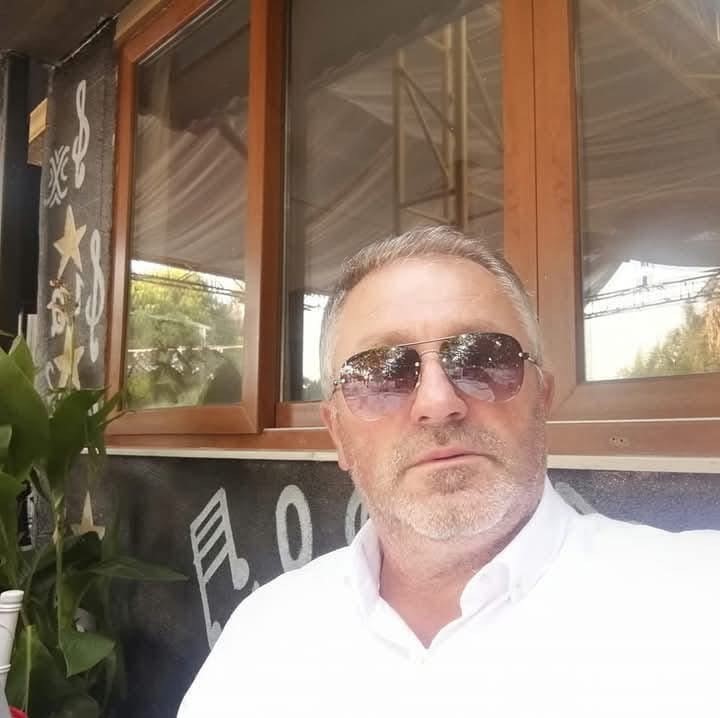 yoldan cikan taksici hayatini kaybetti Wi34apX2