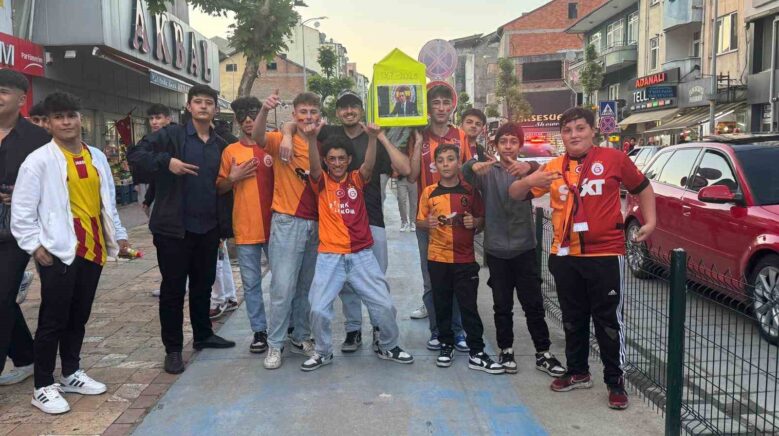 zonguldakta 5 yildizli sampiyonluk coskusu pIz9vDDe