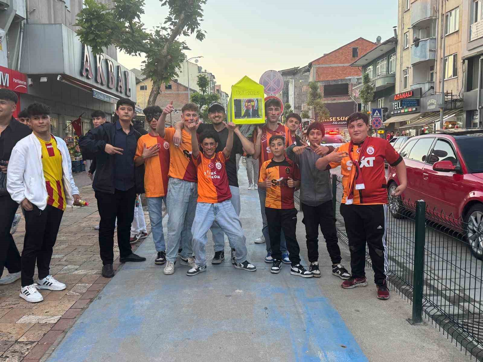 zonguldakta 5 yildizli sampiyonluk coskusu pIz9vDDe