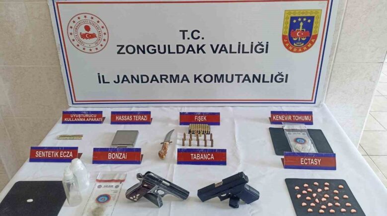 zonguldakta es zamanli uyusturucu operasyonunda 7 supheli yakalandi qQQCtGyY