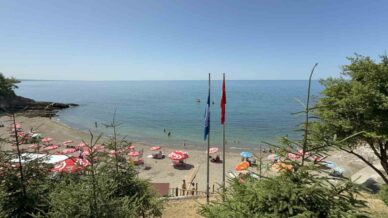 akcakoca kale plajina mavi bayrak 81P8OI6T