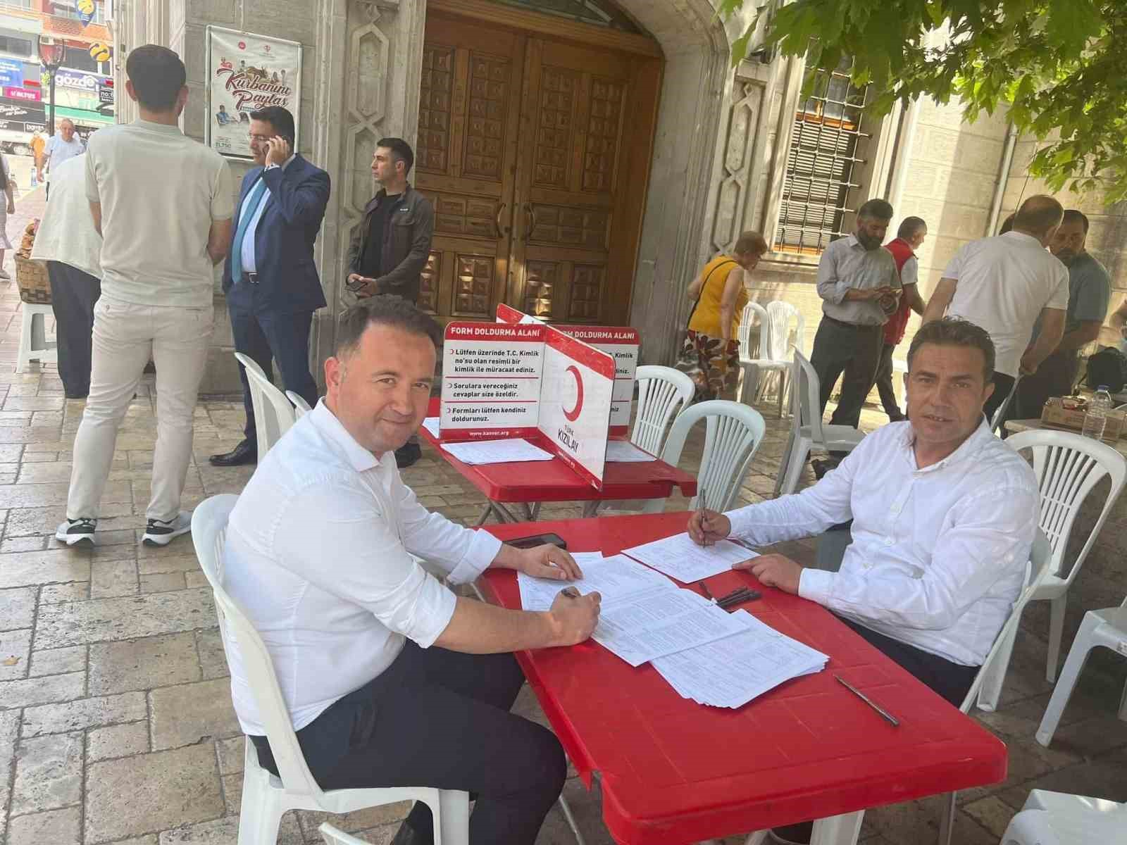 alaplida sessiz kitap okuma etkinligi ardindan kan bagisi yapilacak rzVWtYhC