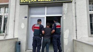 askeri yasak bolgede yakalandi 14 suc kaydi cikti kn4VB6cl