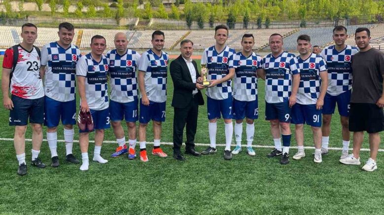 bahar futbol turnuvasinda sampiyon eskipazar cezaevi XMcnYLVb