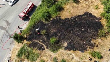 bahce yangini korkuttu XA4djpie