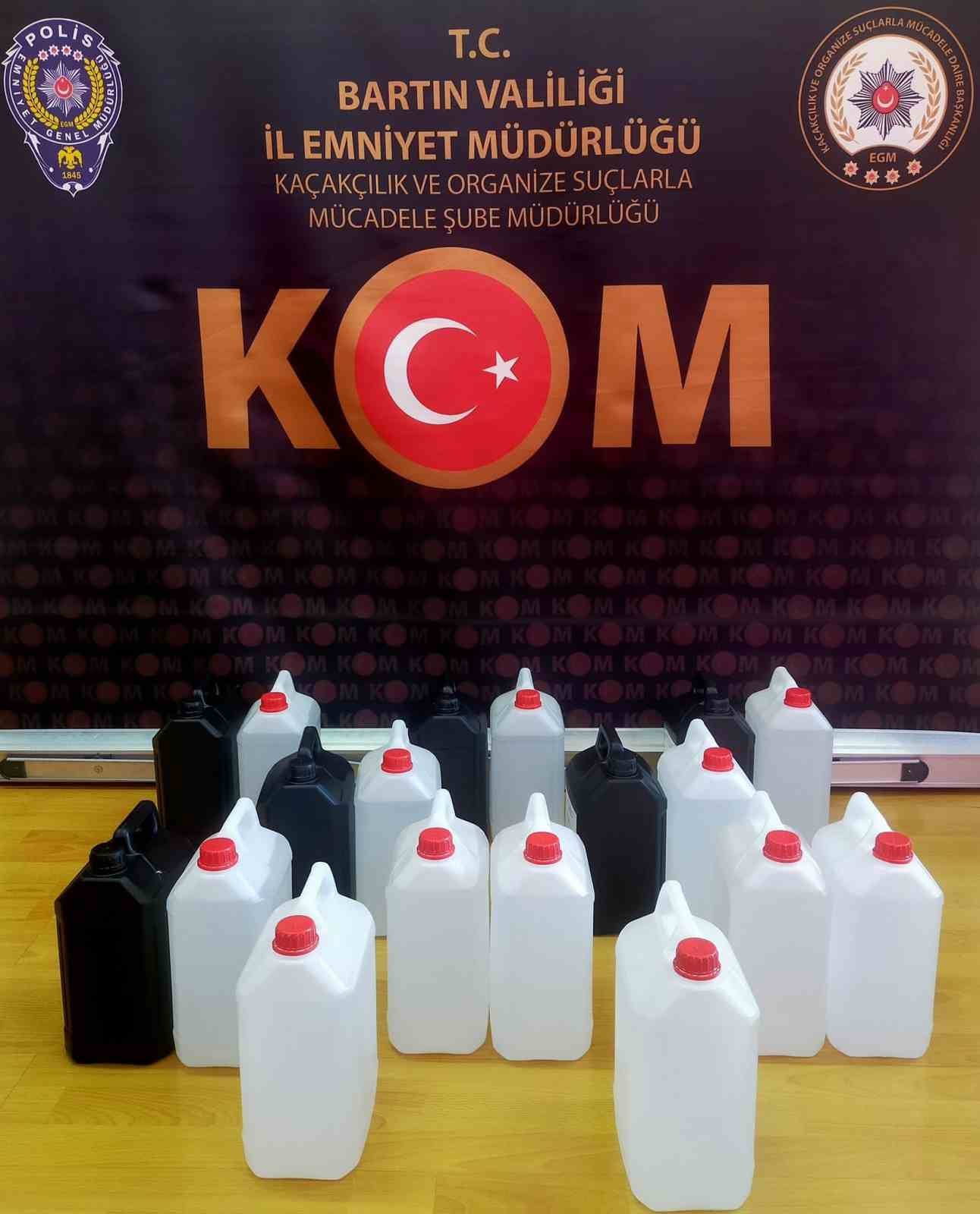 bartinda 90 litre sahte alkol yakalandi JlYE8jC5