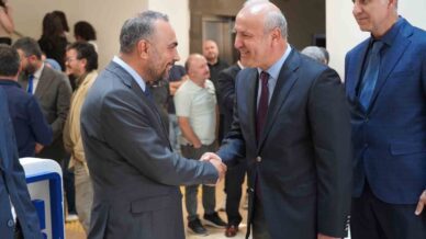 baru ailesi bayramlasma toreninde bulustu x7cKdlzO