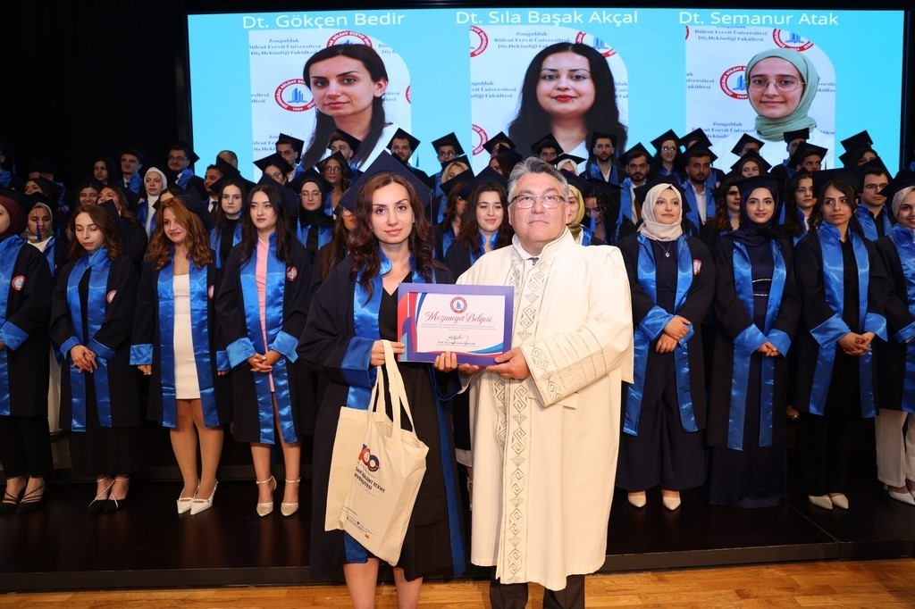 beun dis hekimlerini cosku ve gururla gelecege ugurladi