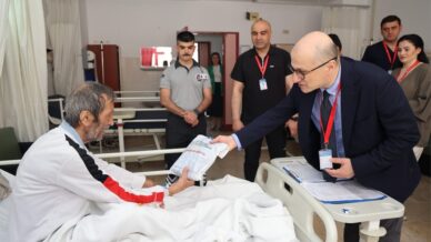 beun hastanesinde bayramlasma programi gerceklestirildi PCTV9JYu