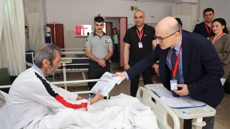 beun hastanesinde bayramlasma programi gerceklestirildi PCTV9JYu