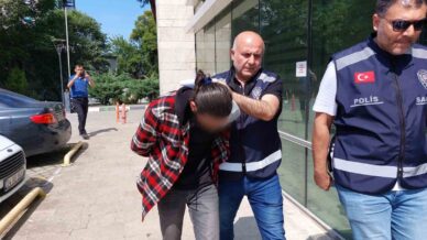 birlikte yasadigi kadini darbeden sahis tutuklandi QUPDgdhR