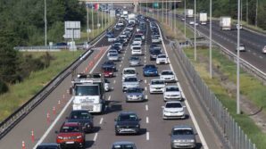 bolu gecisinde yogun trafik VXUZFVZ9