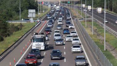 bolu gecisinde yogun trafik VXUZFVZ9