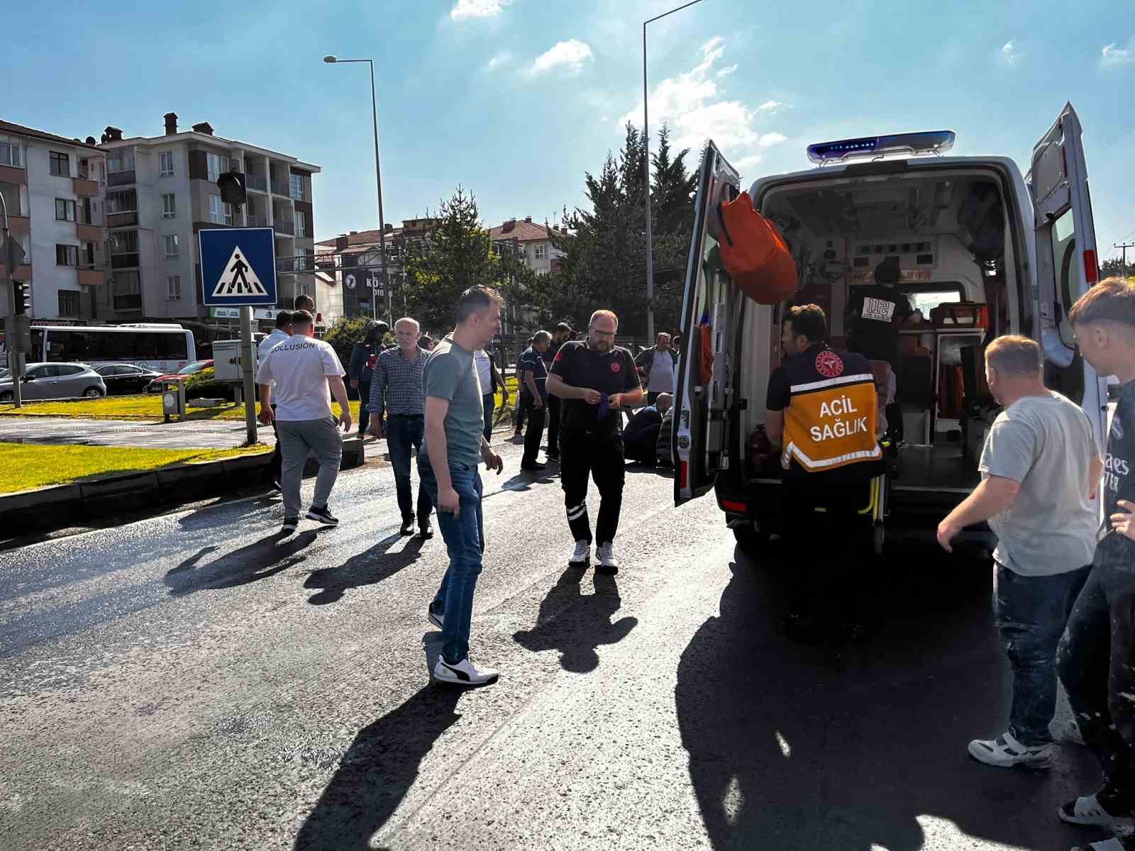 boluda otobusun carptigi yasli adam hayatini kaybetti cHtRLnrH