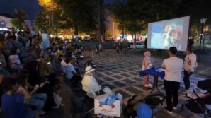 cocuk baskanin ilk talimati karne gununde yerine getirildi LmKSdOQt