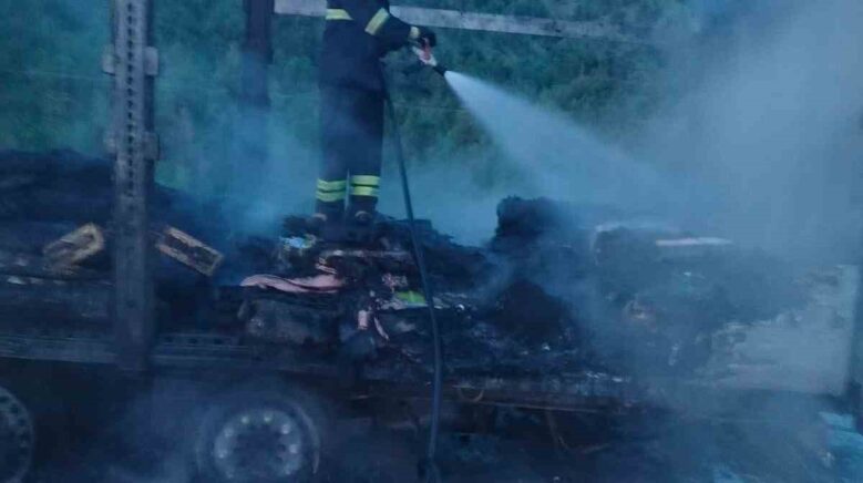 corumda tirin dorsesi alev alev yandi GngJQvAr