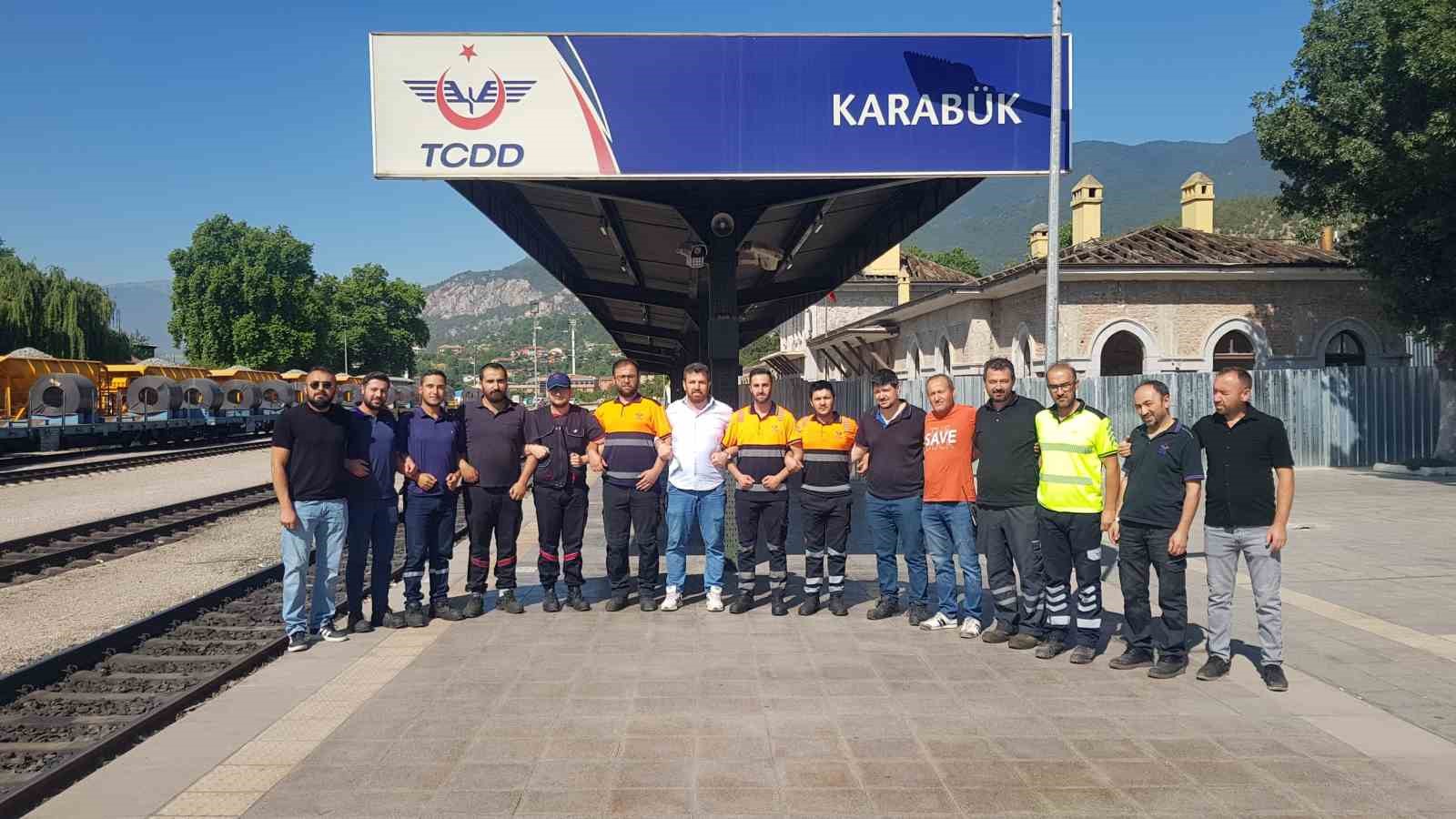 demiryol is karabuk temsilcisi zivgaoglu kamu iscisinin sesi duyulmali DPrVSyLU