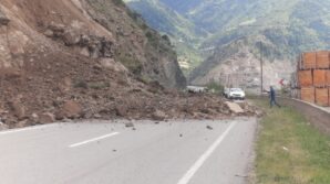 gumushanede heyelan y3FEWeBt