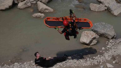 havai hatla kurtarma yaptilar gDiAz44C