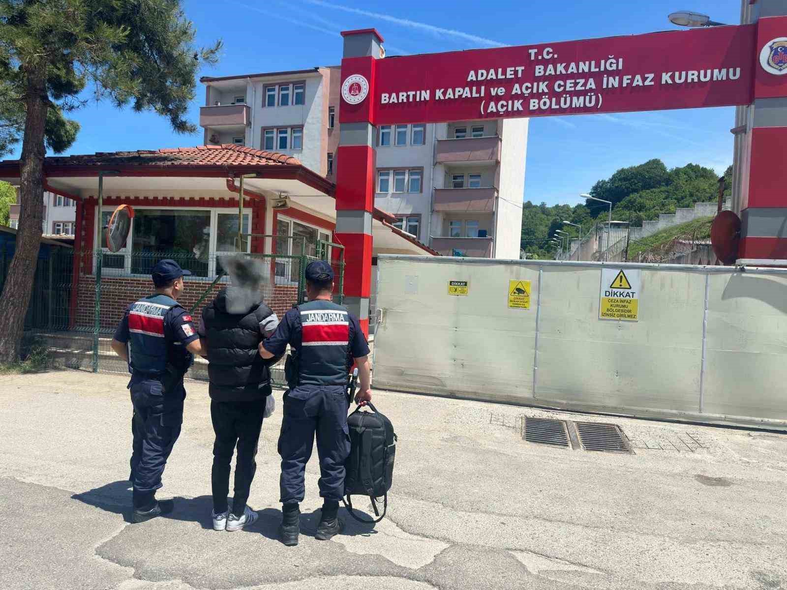 jasat ekipleri aranan 4 kisiyi yakaladi CRCBBCO3