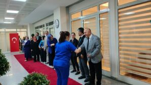 karabuk egitim ve arastirma hastanesinde bayramlasma programi yapildi zrJG9F3K