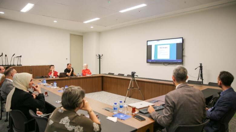 kastamonu universitesinin dil agaci projesi turk dil kurumunda tanitildi viAGBY9p