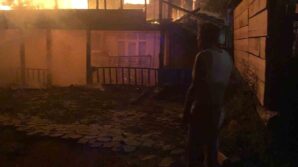 kastamonuda alevlere teslim olan ev kule dondu 7b9wBh3m