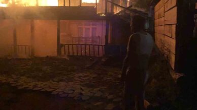 kastamonuda alevlere teslim olan ev kule dondu 7b9wBh3m