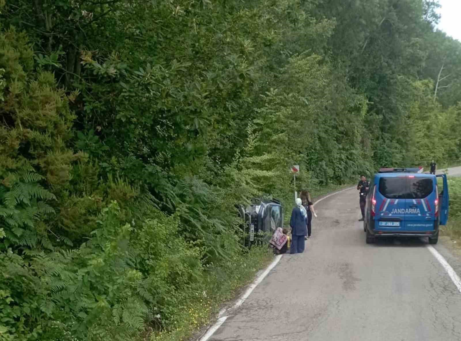 kastamonuda takla atan cipteki 1 kisi yaralandi alFTn3Am