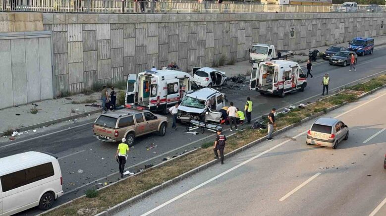 kastamonuda zincirleme trafik kazasi 9 yarali y7gzpsjc